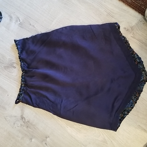 Original Design, Silk Devore Velvet Camisole and Cowl Wrap - Picture 6 of 9